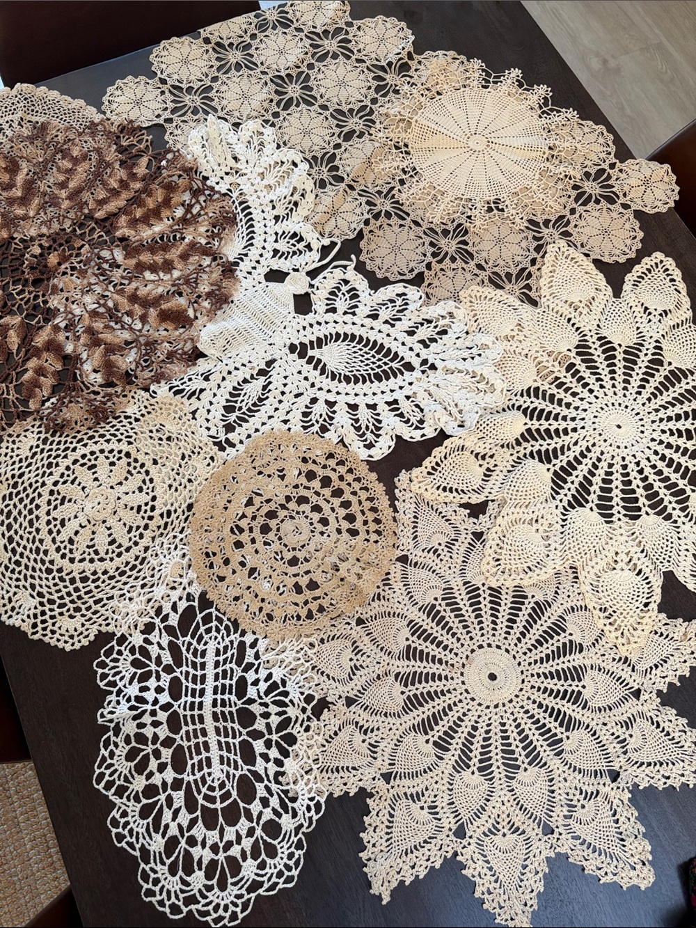 Bundle of 10 Doilies